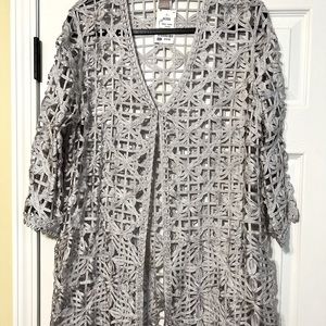 NWT!! Chico’s open weave top